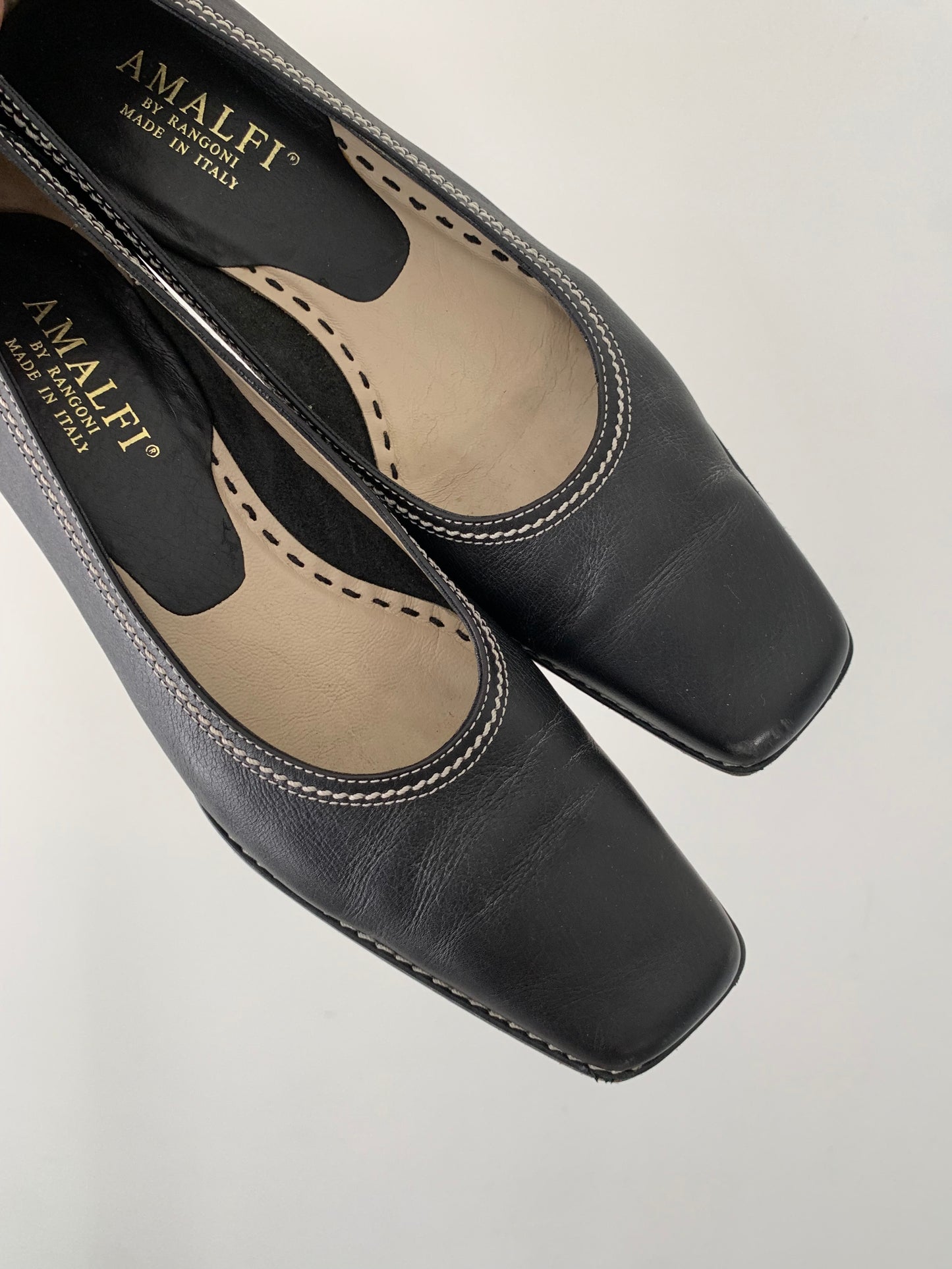 Amalfi made in Italy black heels