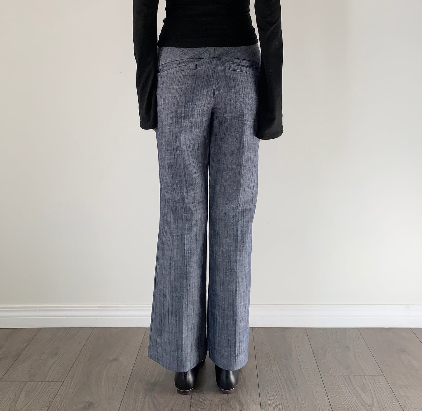 Old forever 21 multi button wide leg short trousers