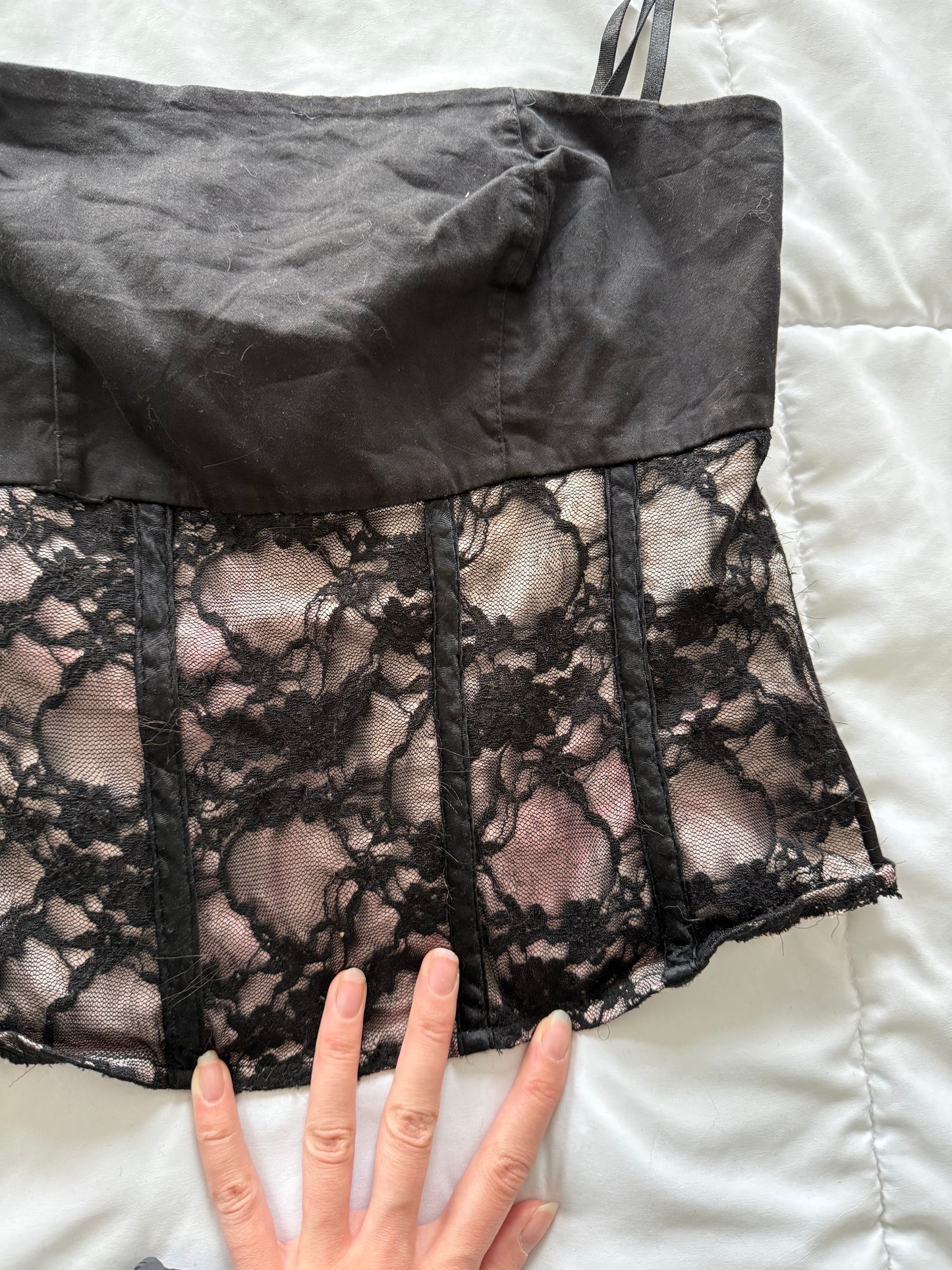 Rinascimento black and pink lace corset