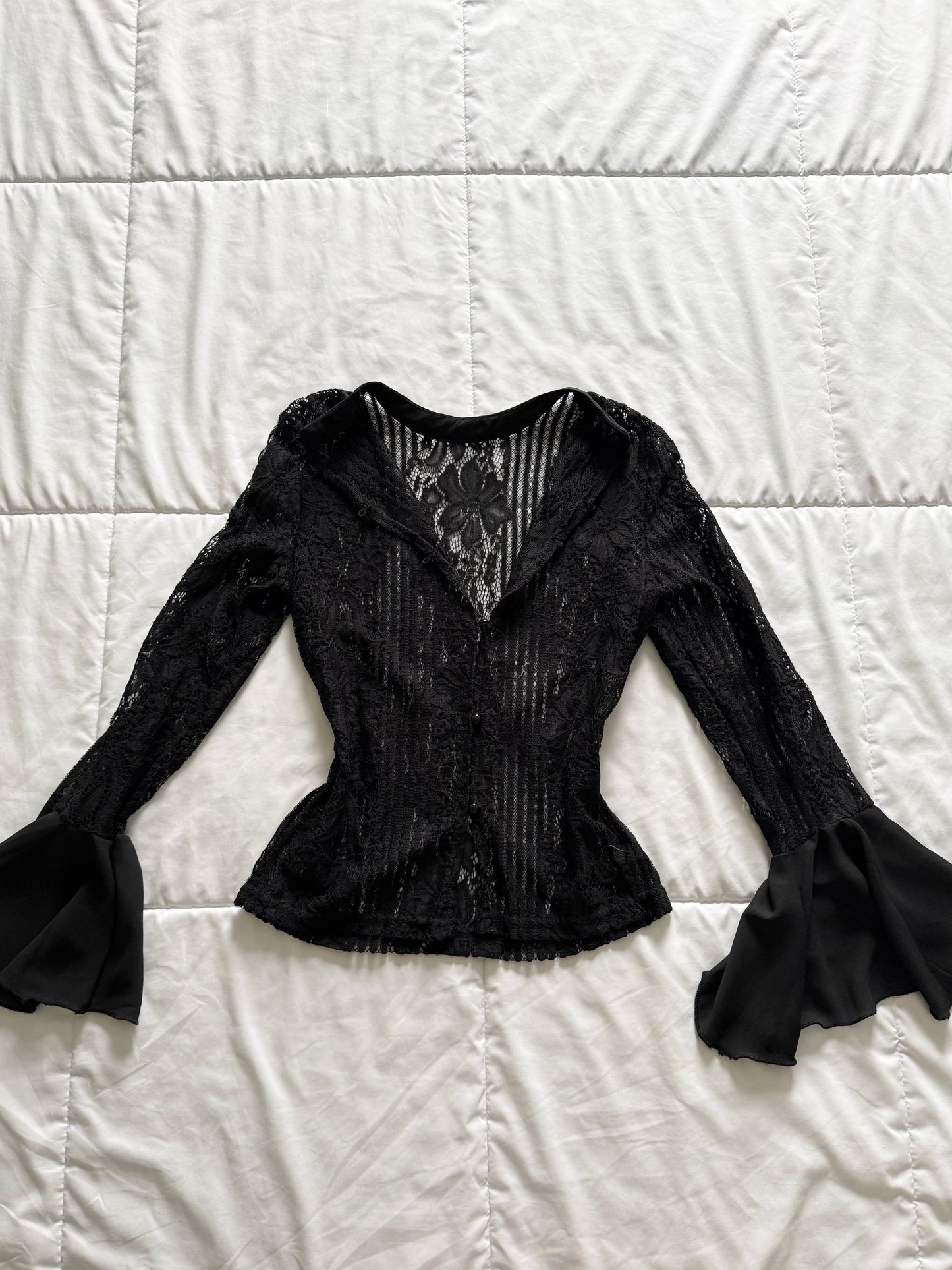 Lace flared sleeve blouse