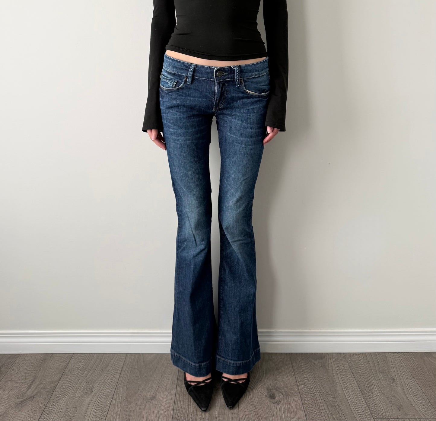 Vintage low rise flared jeans
