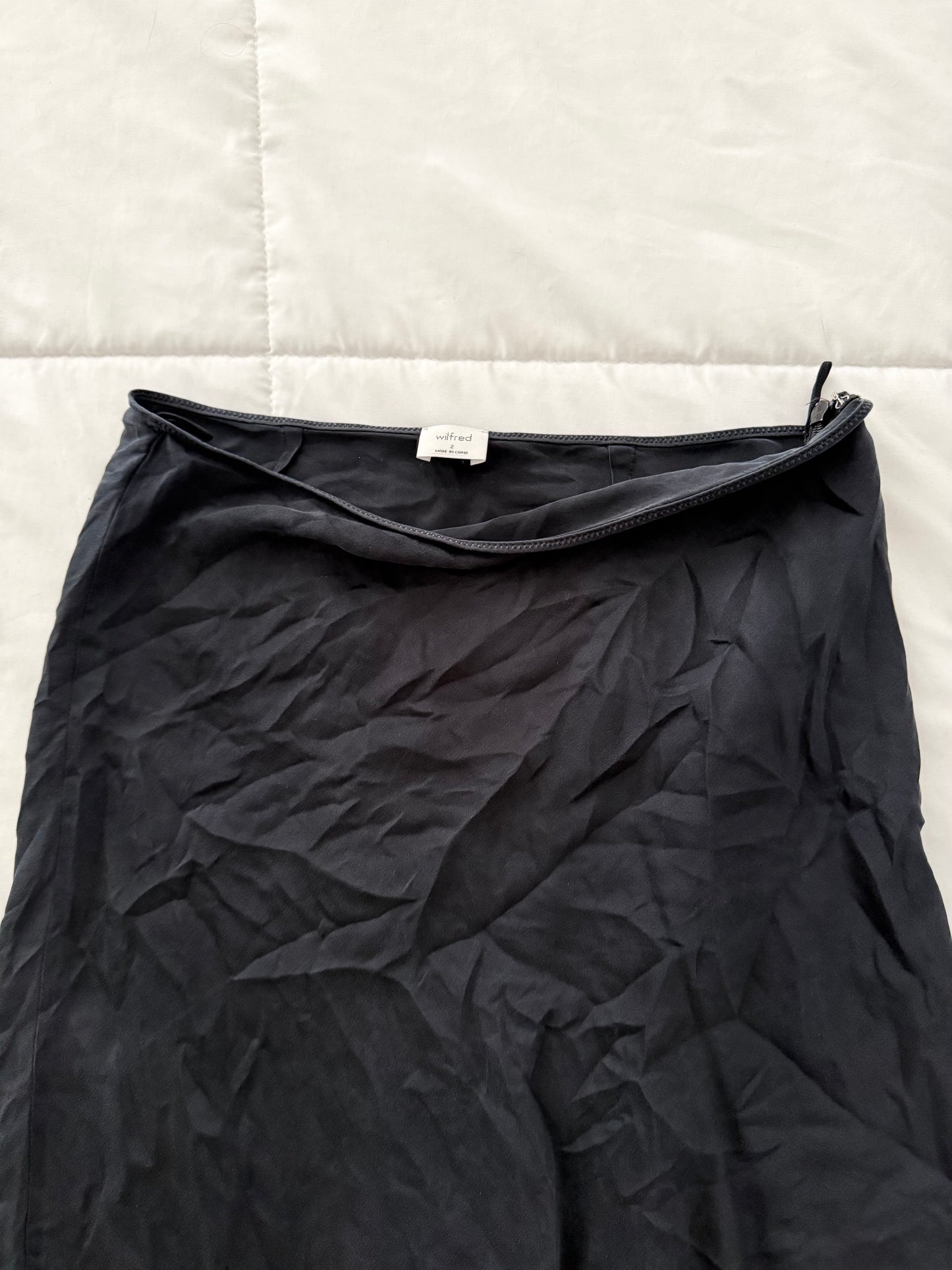 Aritiza black 100% silk midi slip skirt