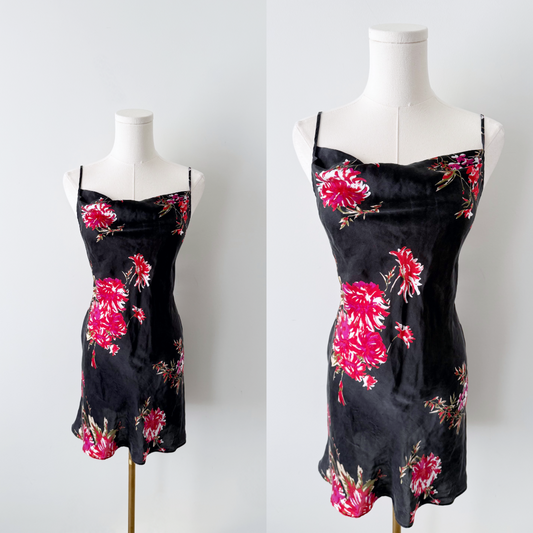 La Vie En Rose 100% silk floral slip dress