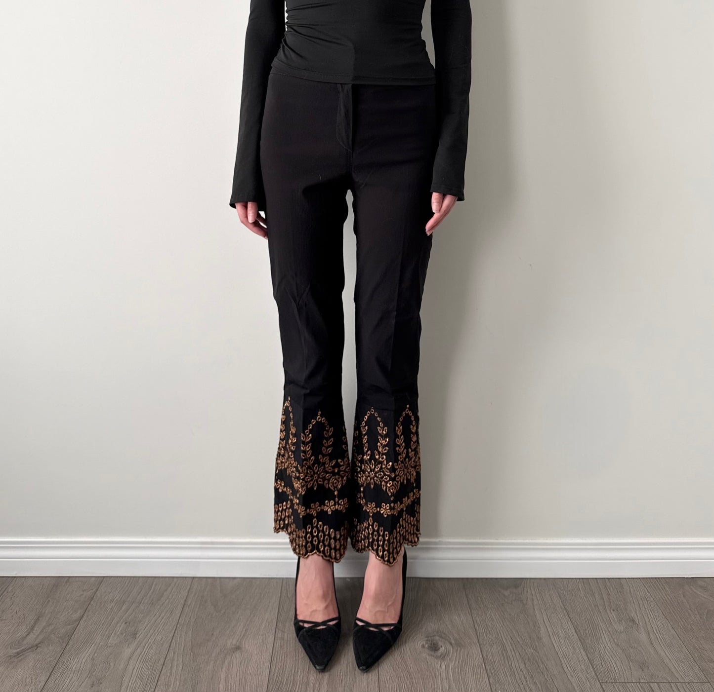 Vintage Amnesia Embroidered Scalloped Flare Trousers