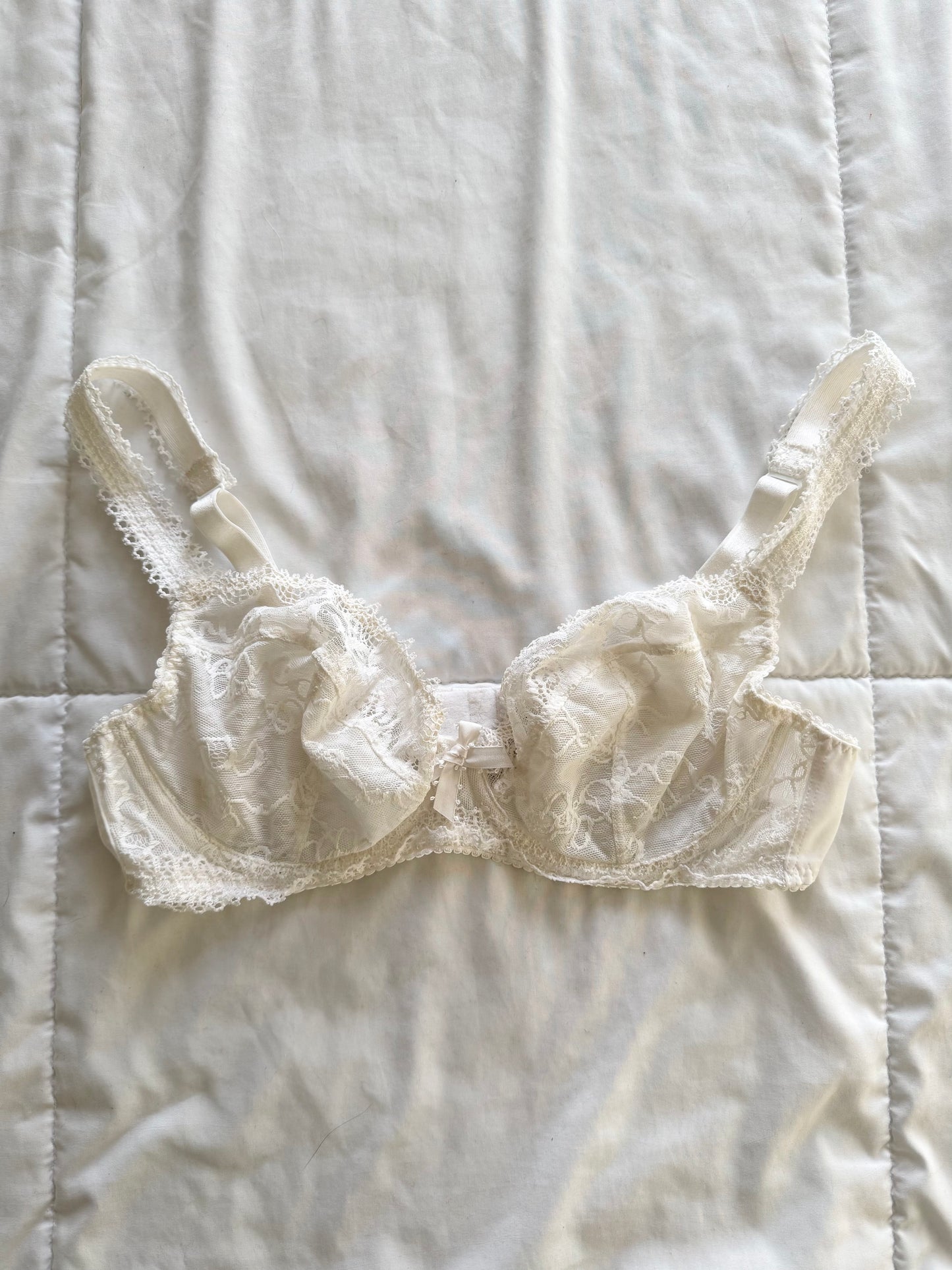 Made in France dainty lace bra