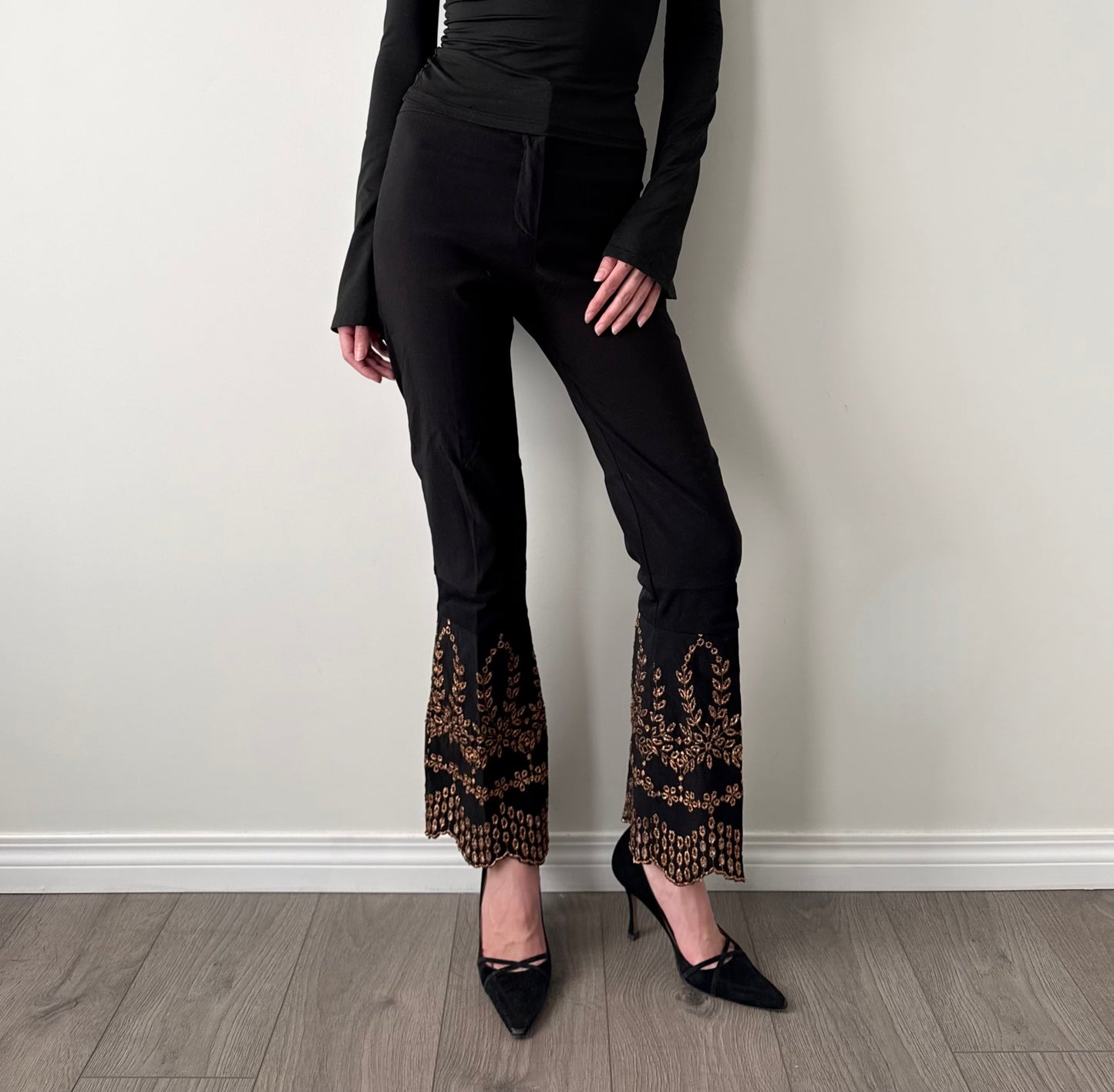 Vintage Amnesia Embroidered Scalloped Flare Trousers