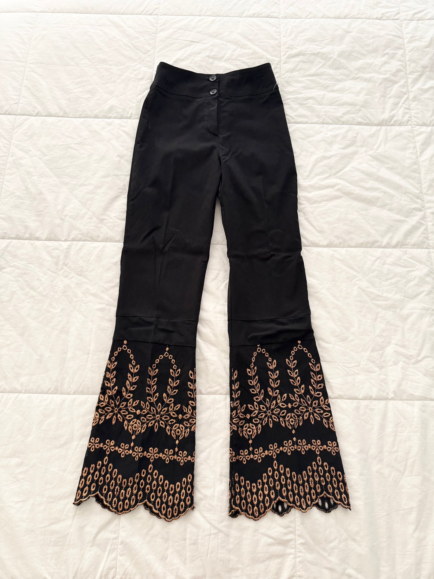 Vintage Amnesia Embroidered Scalloped Flare Trousers