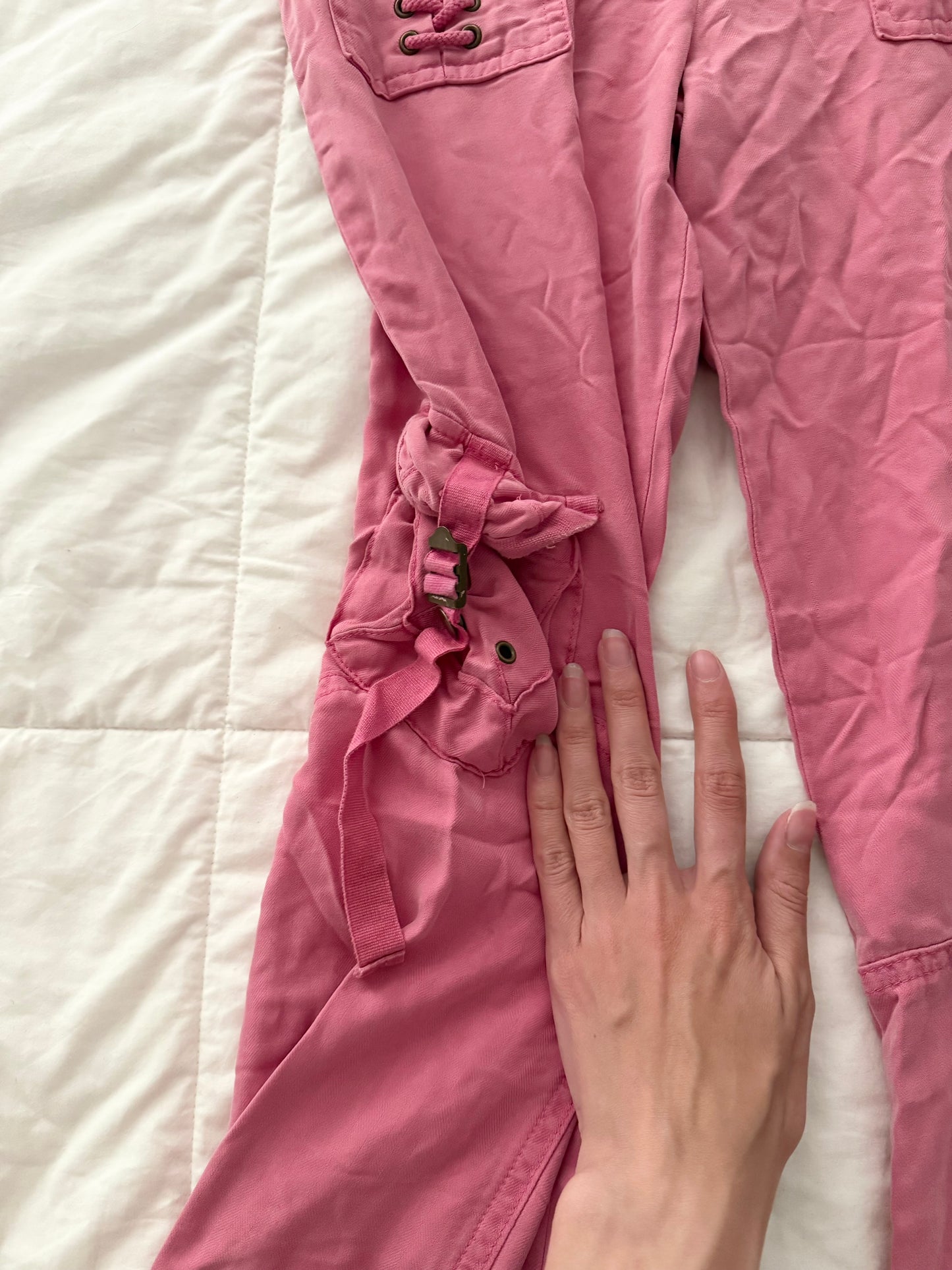 Da-Nang Pink 100% Silk Lace-Up Flared cargo’s
