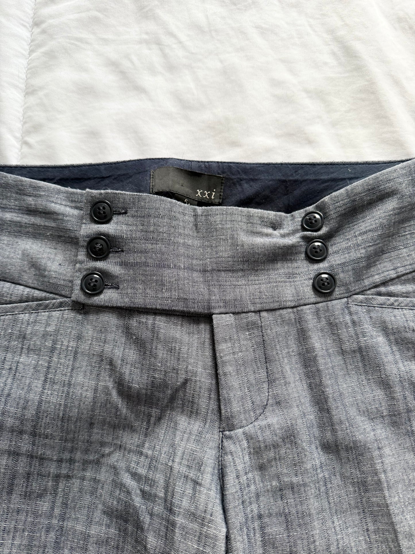 Old forever 21 multi button wide leg short trousers