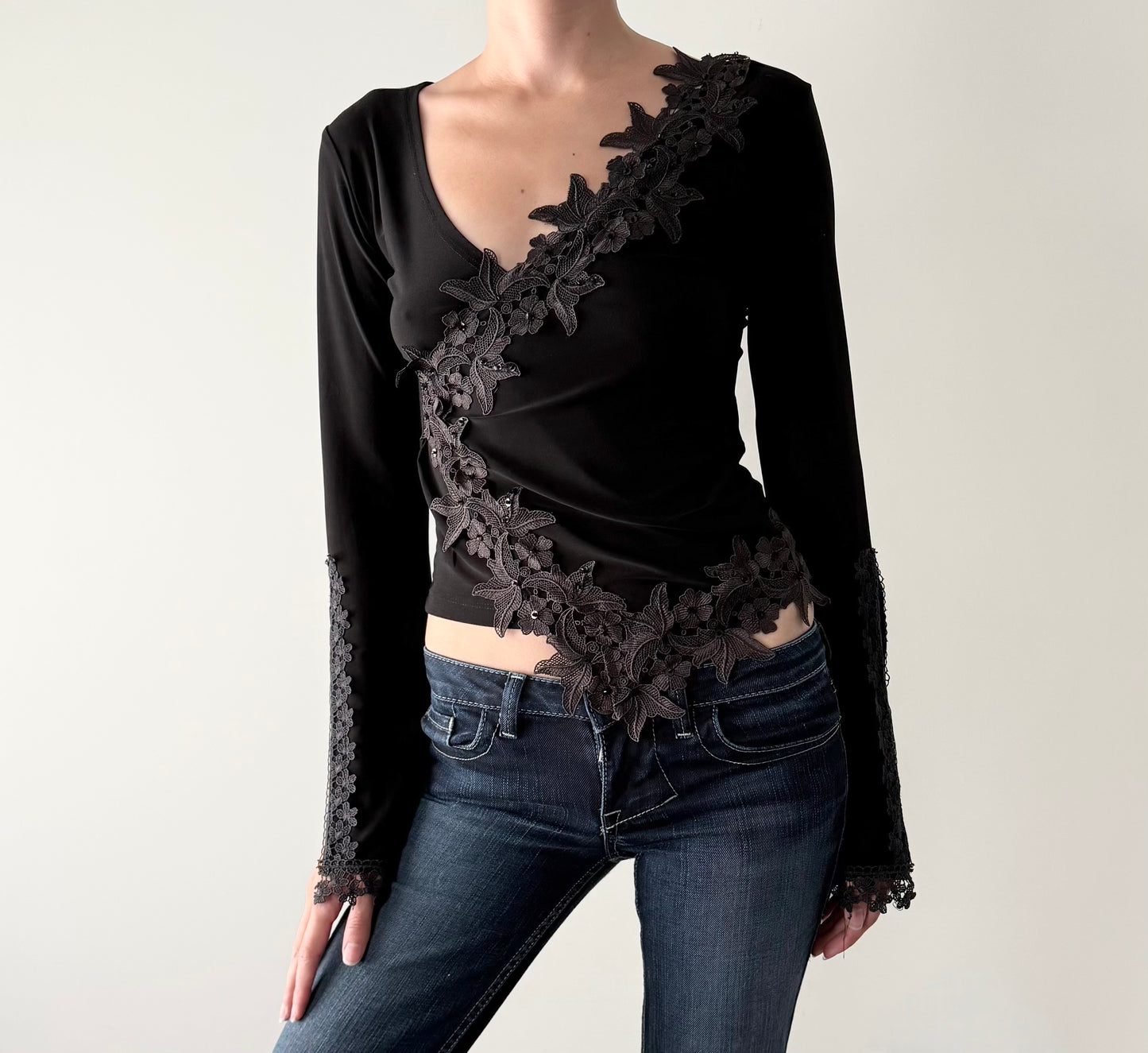 Vintage gothic floral embroidered flared sleeve asymmetrical top